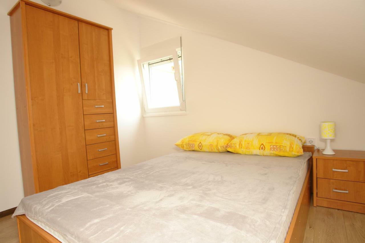 Apartmani Stambuk Mandre Exterior photo